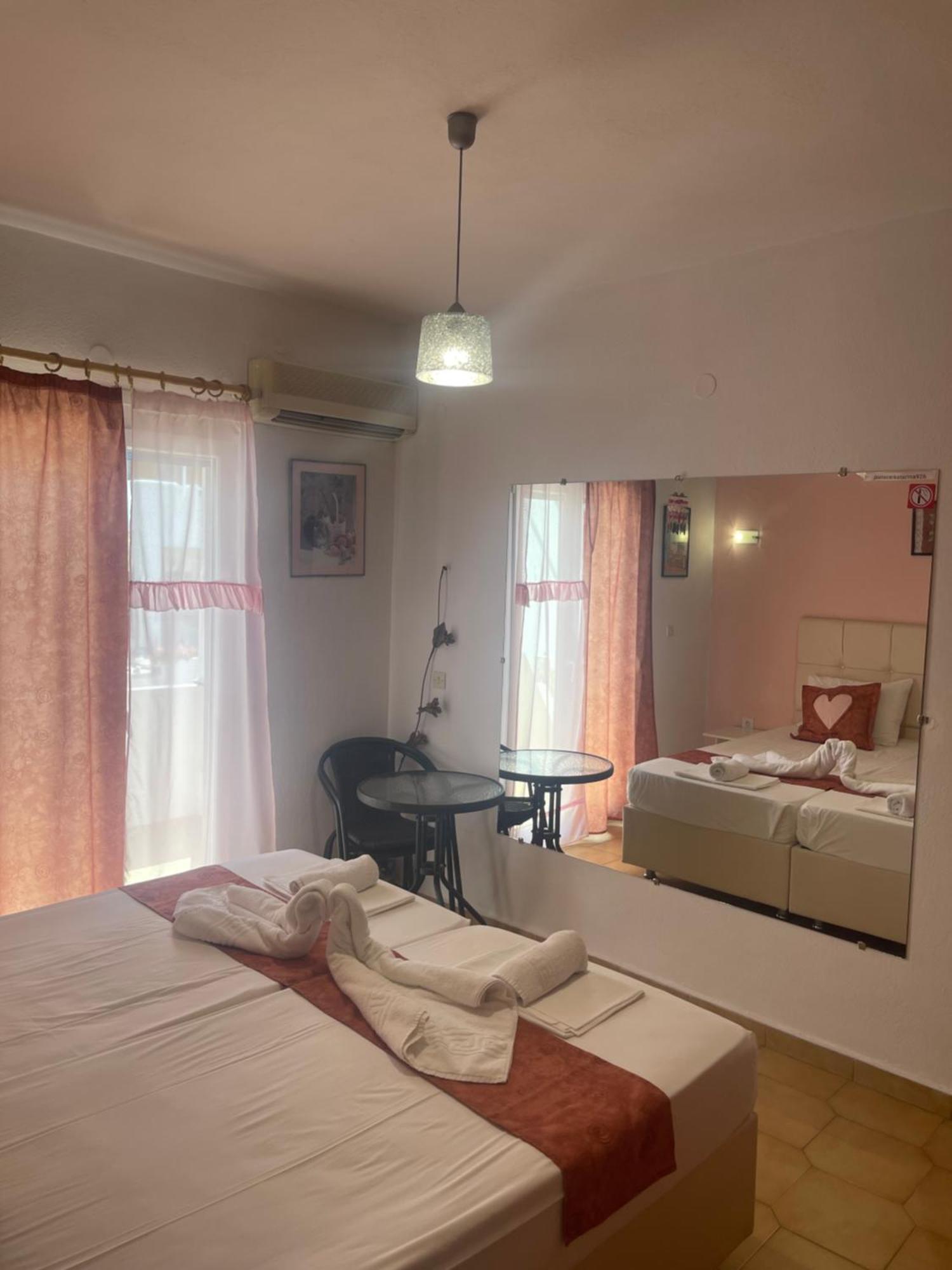 Hotel Pansion Katerina Skála Eresoú Zewnętrze zdjęcie